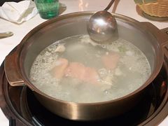 -喃喃椰·糟粕醋·椰子鸡火锅(七堡花园店)