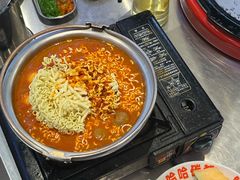 -哈哈碳都·牛肋条无限自助烤肉(宝龙店)