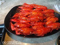 -沪小胖小龙虾(淮海中路旗舰店)
