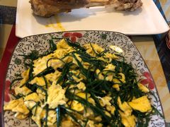 沙葱炒鸡蛋-格日勒阿妈蒙古厨房(大召店)