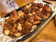-老东镇啤酒屋海鲜加工·蒸汽海鲜·海鲜烧烤(台东店)