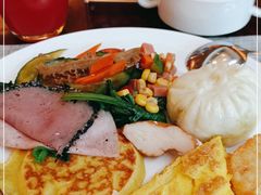 -东西风牛排馆周末烧烤自助(首都机场希尔顿店)