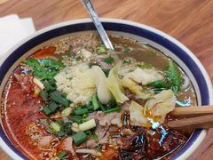 -云阿蛮云南生烫牛肉米线(奉贤路店)