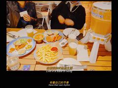 -MARU玛露音乐餐厅(大学路店)