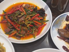 -川流不息·地道川菜·小龙虾(松东路店)