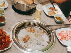 -金滏山烤肉·海鲜·火锅自助餐厅(襄阳万达店)