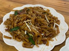 干炒牛河-南记食粥坊·宵夜大排档(莲花总店)