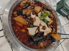 -晓彭肥肠鸡·泡椒鸡火锅(水木天地店)