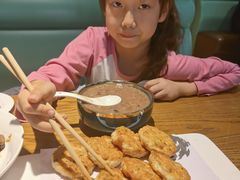 生煎鲜虾饼-粥全粥到海鲜家常菜·海肠捞饭(嫩江路店)