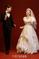 -现代经典婚纱摄影