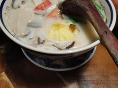 -雀舞云南菜(天津天河城购物中心店)