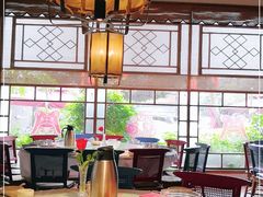 大堂-北院·果木烤鸭·25年东北菜(创意产业园店)