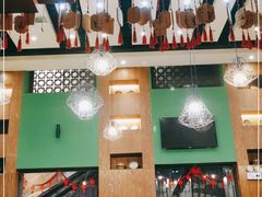 -香巴拉云南餐厅(华莱坞店)