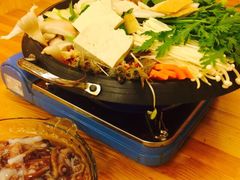 -青瓦餐厅·生鱼片·韩园烤肉(西塔店)