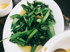 -乌文新澄海卤鹅店