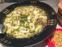 -渔语鱼酸菜鱼新川菜(来福士店)
