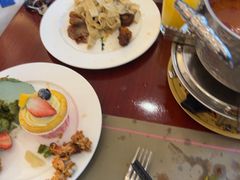 -元一希尔顿酒店·鲜切牛肉火锅禅自助餐厅
