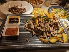 -耶里夏丽·丝路国际新疆菜·清真食品(徐汇南丹东路臻选店)