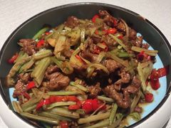 小炒黄牛肉-千百味红餐厅·江西菜(绿地双子塔店)