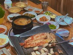 -24 新村雪浓汤(长白山烤肉店)