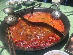 -憨铁匠老火锅(龙岗万科里店)