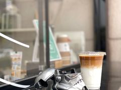 黑鸟冰椰-卖呆儿咖啡(望京店)