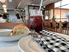 -ROAST coffee & eatery