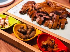 金牌小麻鸭-有红鸡毛店·川菜(建设路店)