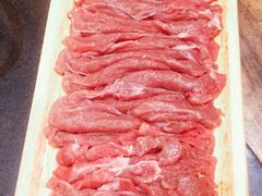 手切鲜羊肉-沸炉重庆老火锅(军事博物馆店)