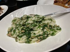 荠菜肉丝炒年糕-上海小南国(正大店)