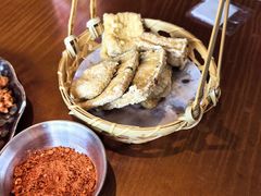 -包整·丝娃娃(甲秀楼景观店)