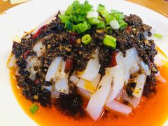 -石磨豆花家常菜·牦牛排土火锅
