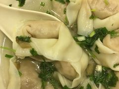 金秋蟹黄馄饨-吉祥馄饨(虹桥火车站店)