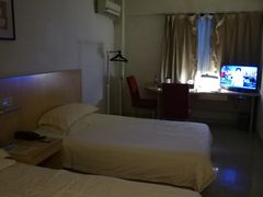 -锦江之星(广州海珠江泰路地铁站店)