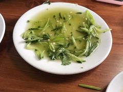 老虎菜-宝瑞门钉肉饼店