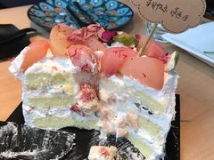 -小苍兰风铃草·礼物蛋糕(沈阳店)
