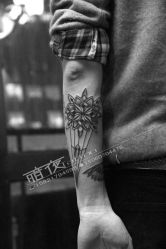-暗夜tattoo纹身工作室