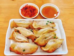 -小姜锅贴(凤凰街店)