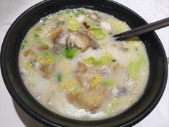 -华新胖子鱼粉(衡阳总店)
