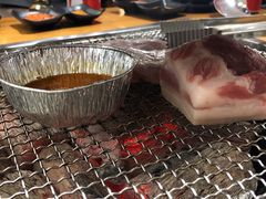 -肉甲韩国木炭烤肉(新壹街1店)