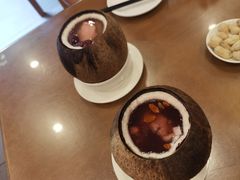 黑豆家鸡炖原只椰子汤-大唐靓汤江门私房菜(景田店)
