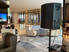 -上海松江假日酒店