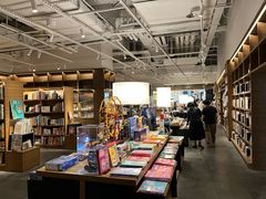 -茑屋书店(天目里店)