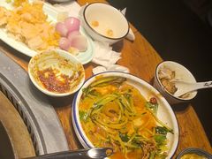 -山河屯铁锅炖(绥望路店)