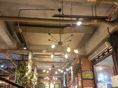 大堂-钢管厂歆瑞源油卤串串香(春熙路太古里店)