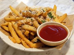 黑松露芝士薯条-G+KITCHEN(龙湖狮山天街店)