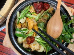 -沙胆彪炭炉牛杂煲(上海日月光广场店)