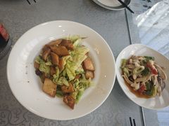 -汗腾格里·风味餐厅(新疆驻京办店)