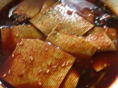 红油米线-老字号杨坡红油米线腊汁肉夹馍(东四道巷店)