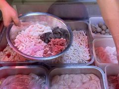 -周良天山牛杂城(天山路总店)